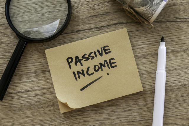 新手入门指南：如何投资股息股票，赚取稳定被动收入Beginner's Guide: How to Invest in Dividend Stocks and Earn Stable Passive Income